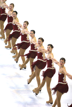 Black Rose исполняют линию