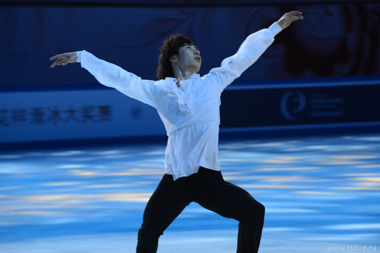 Boyang Jin